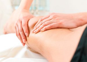 A massagem desportiva ajuda no rendimento dos atletas.
